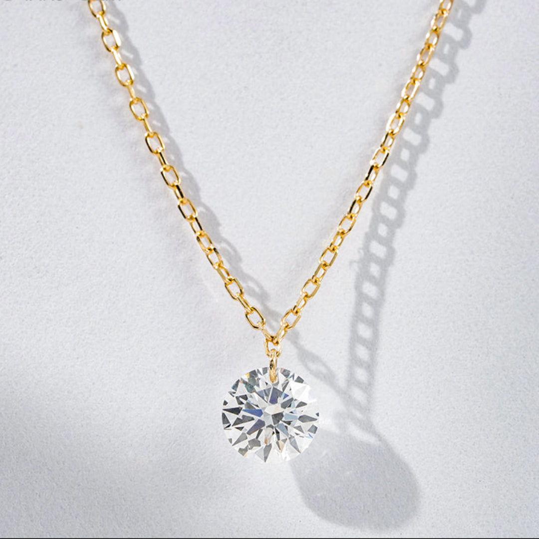 Gold necklace with 1.05ct lab diamond
