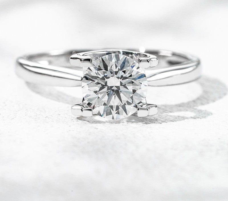 18K White Gold 1.01ct Lab Grown Diamond Bull Head Solitaire Ring